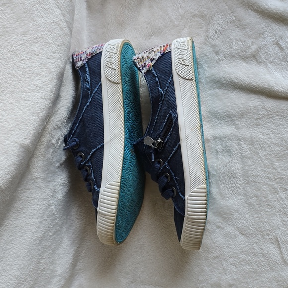 Blowfish Navy Blue Sneakers - Picture 6 of 10